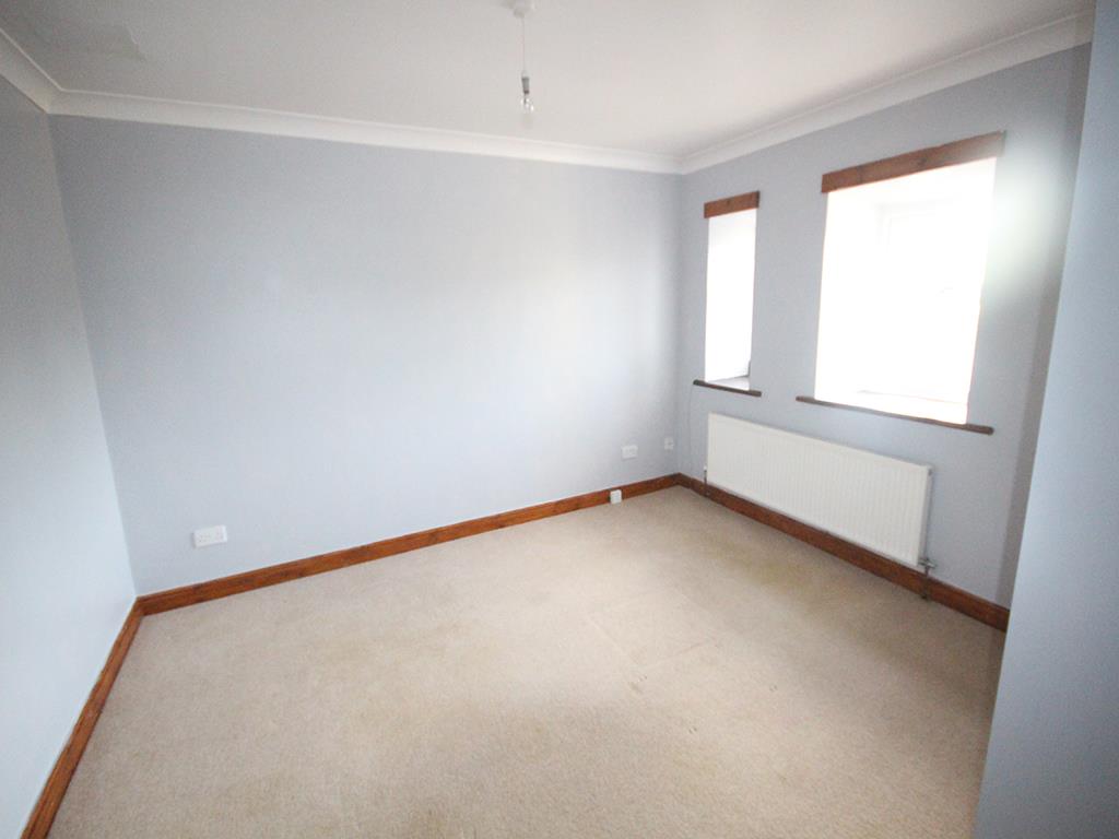 4 bedroom house To Let in Barnoldswick - IMG_0700.jpg